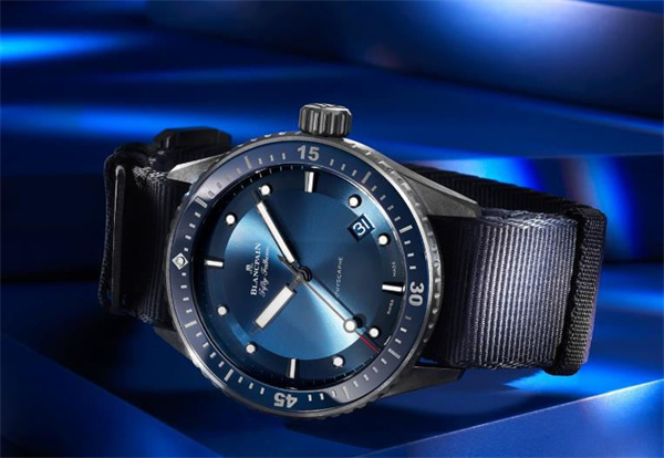 宝珀手表表壳破裂解决办法推荐(图) 宝珀手表表壳破裂解决办法推荐(图)