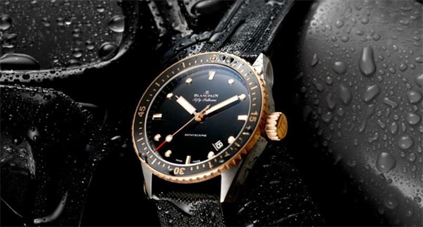 宝珀手表停走处理技巧集锦(图) 宝珀手表停走处理技巧集锦(图)