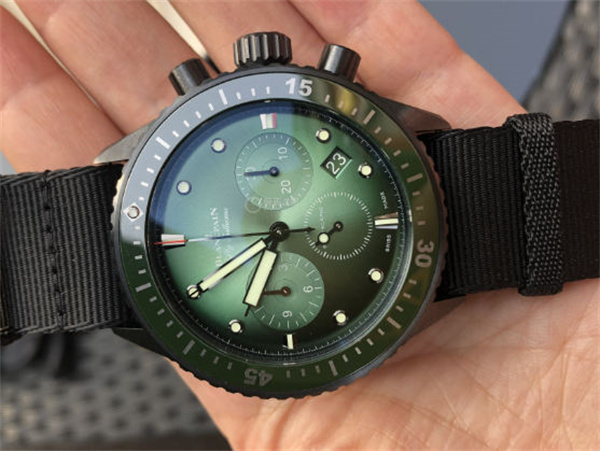 一块磕碰的宝珀，竟能恢复到出厂状态？（图）