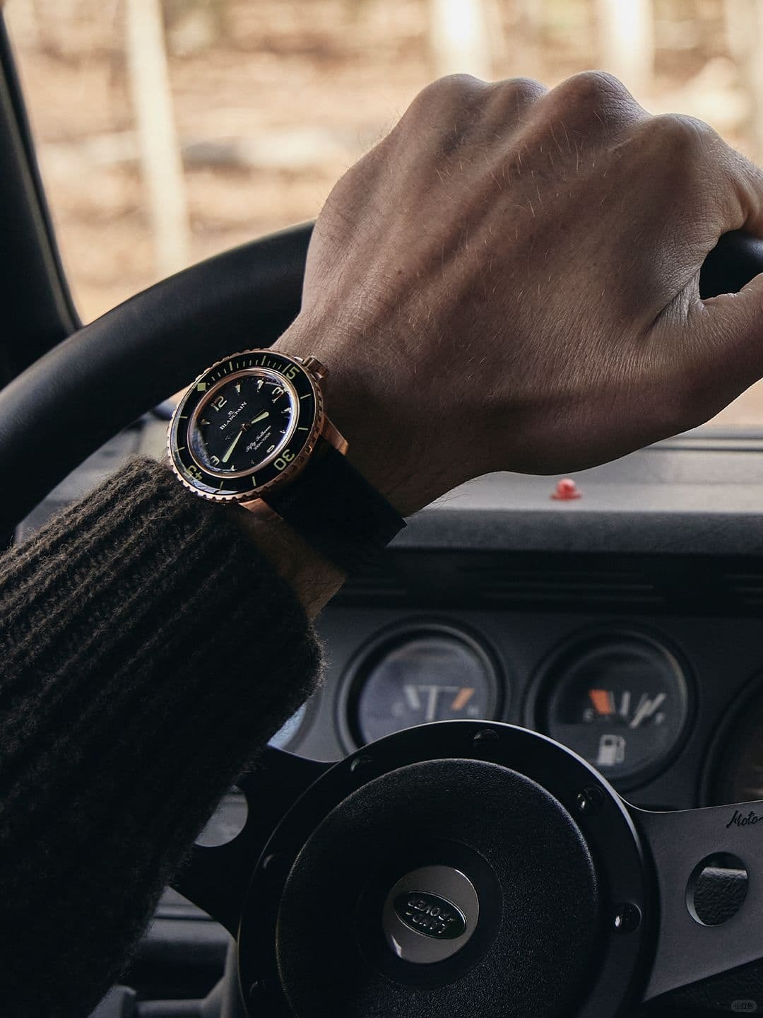 看似光鲜的宝珀，内部竟藏满灰尘和锈迹？（图）